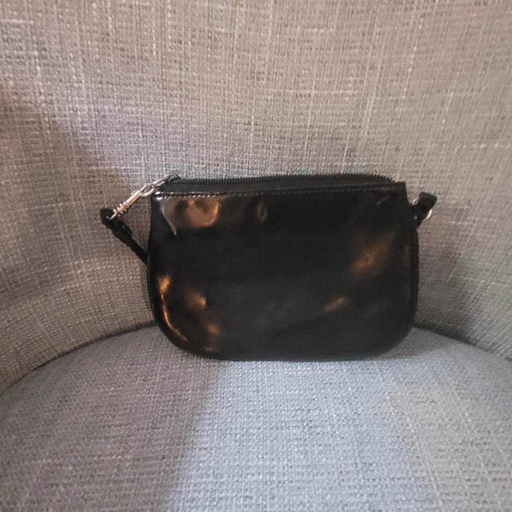 Nine and Company Clutch Wristlet - Picture 3 of 7